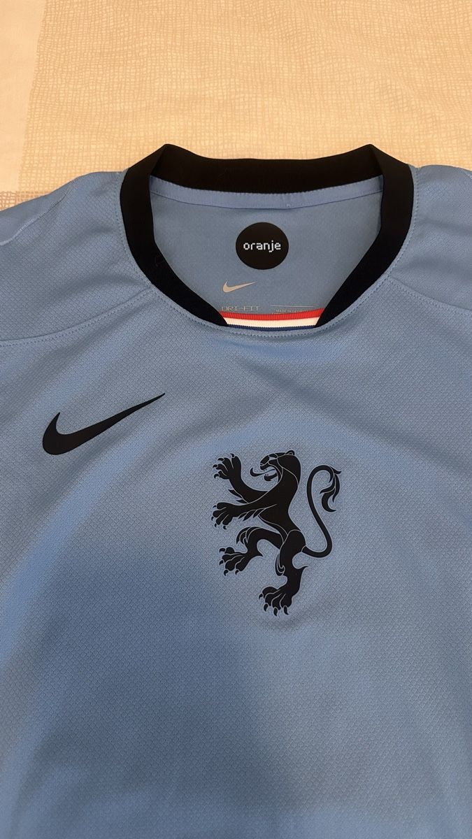 Nike Canottiere & Pantaloni: Netherlands Jersey 2025/2026 – Nuovo (secondo la descrizione) da Oberrieden venduto da jon_5cl2 1