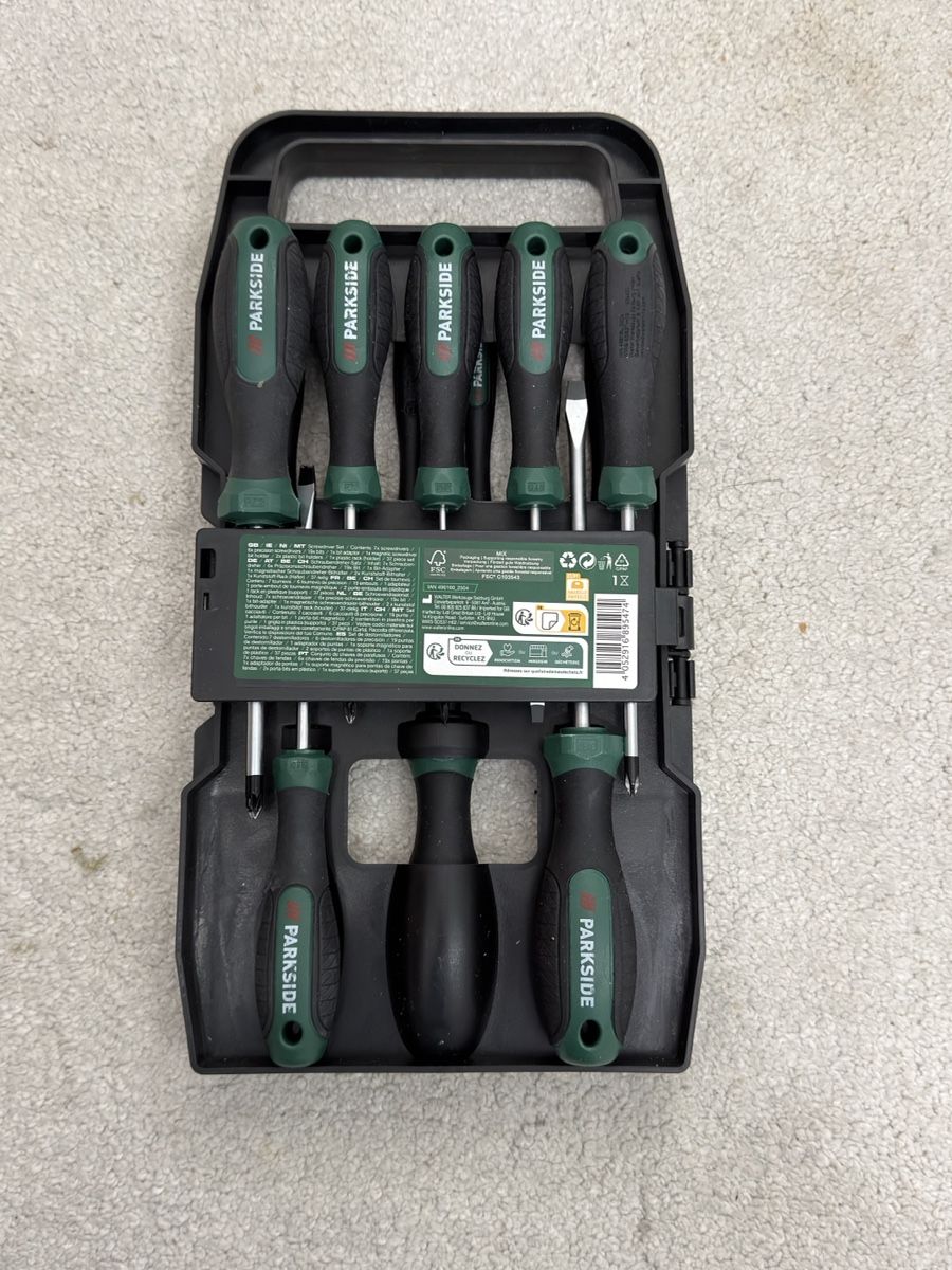Alle Werkzeuge: Set tournevis – Neu und originalverpackt aus Embrach von niz_8sff 2
