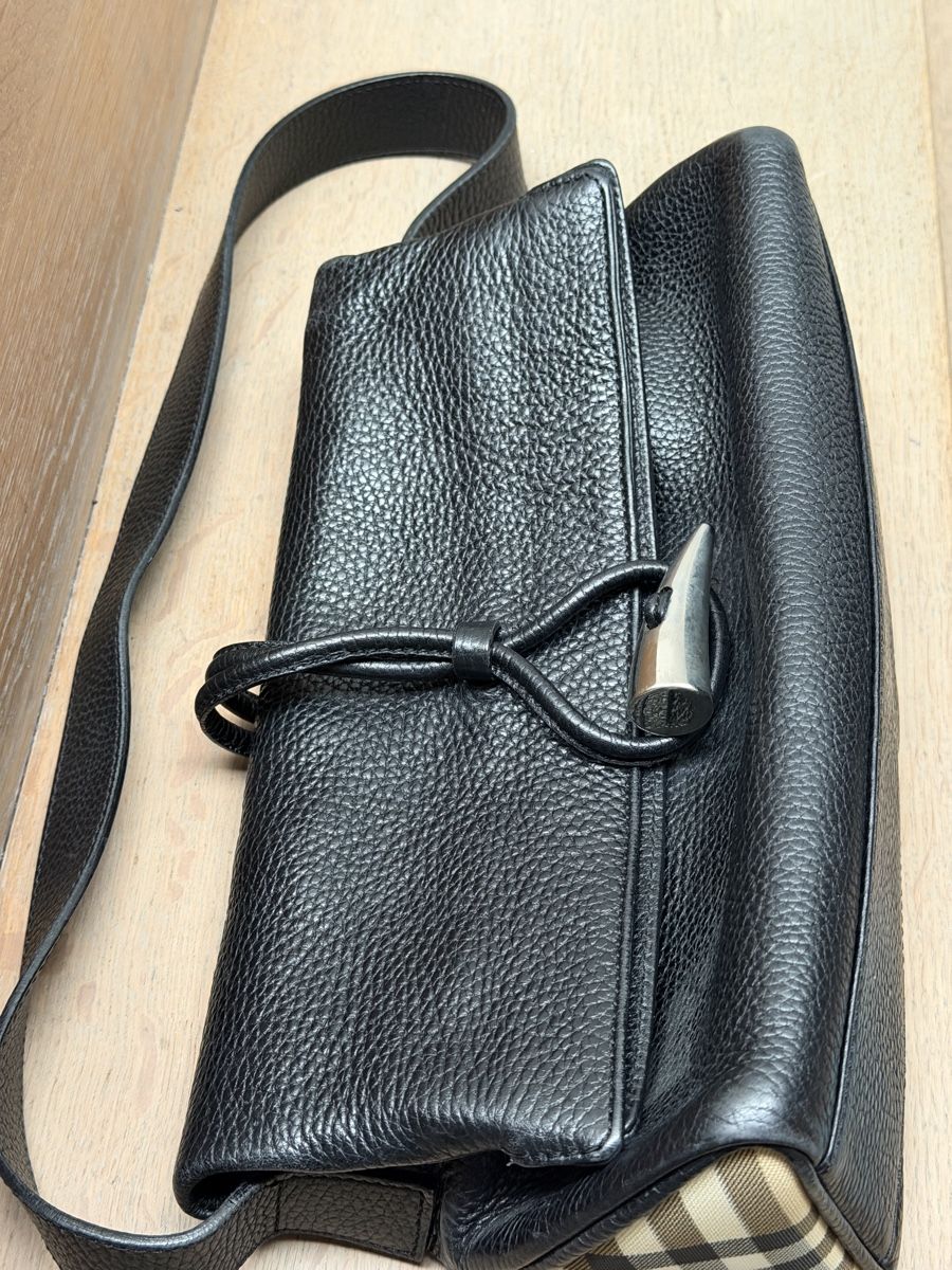 Burberry Borse da donna: Burberry Schulter-/Handtasche – Usato da Oberwil b. Zug venduto da hallihallo12 6