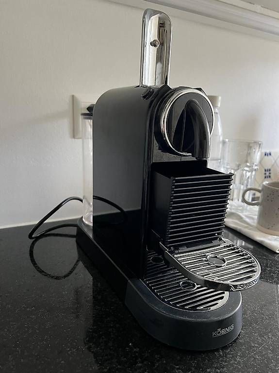 Nespresso Macchine per caffè & Macchine per espresso: Nespresso Citiz Coffee Machine - Schwarz – Usato da Zürich venduto da mic_rn2q 1