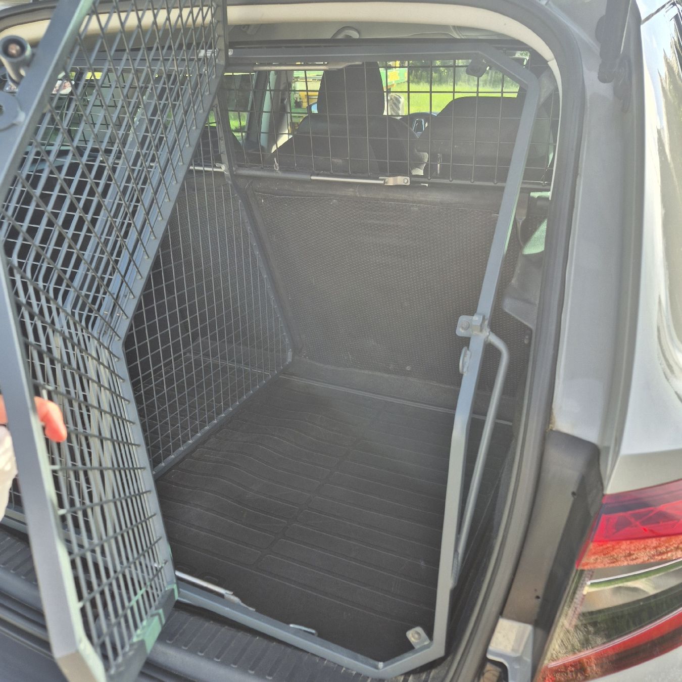 Skoda Automobili: Skoda Karoq – Usato da Studen BE venduto da Amanda1219 5