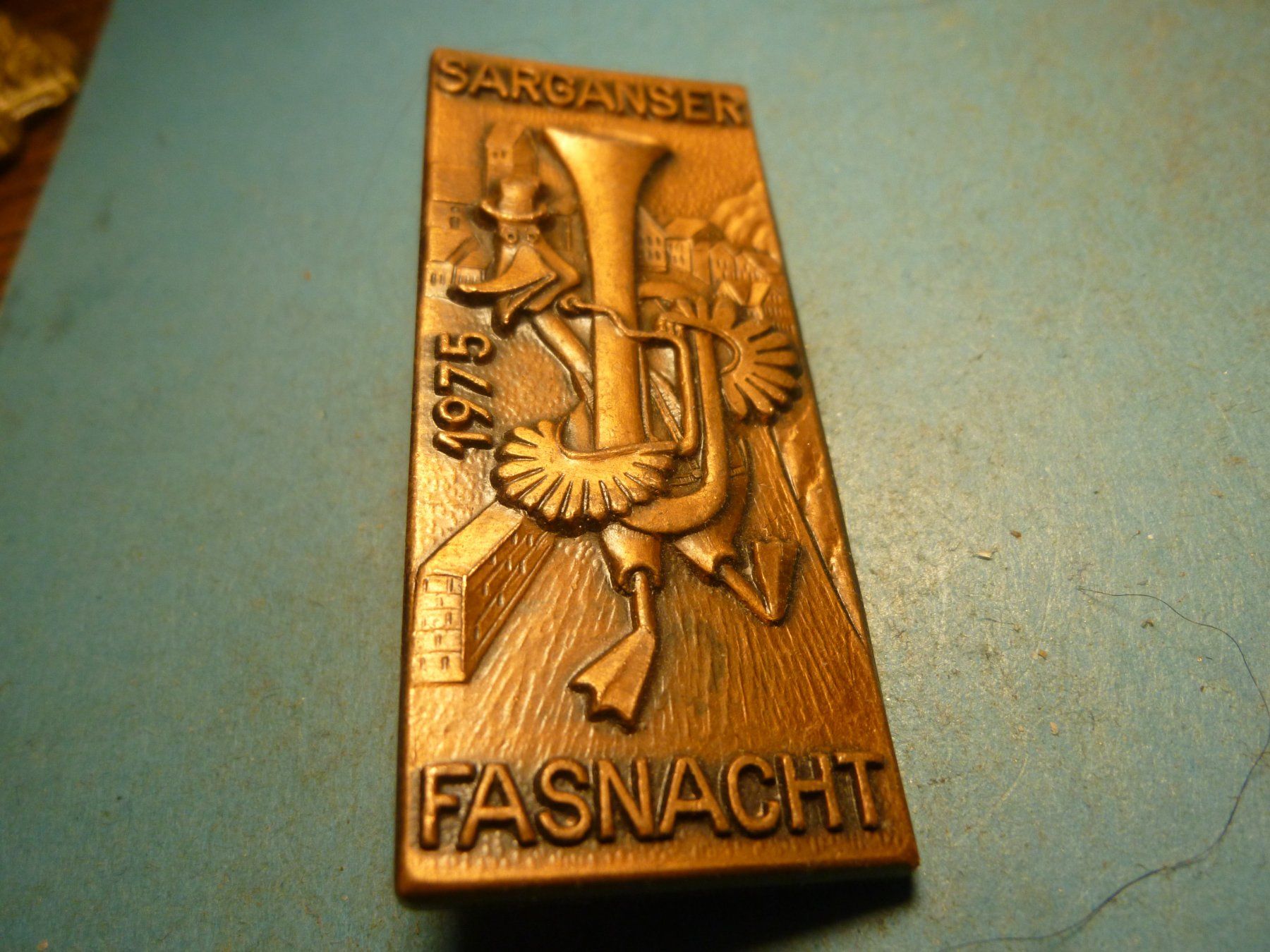 Plaketten & Abzeichen: SARGANS 1975 BRONZE – Gebraucht aus Ried (Muotathal) von Mandarin02