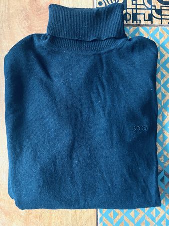 BOSS Rollkragenpullover aus Schurwolle M
