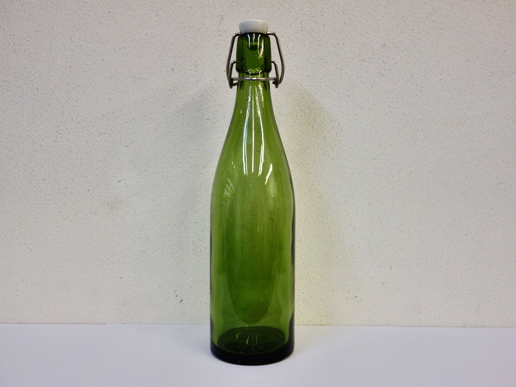 Feldschlösschen Bicchieri, Caraffe & Bottiglie: alte Bierflasche GLASHÜTTE BÜLACH 1950 – Usato da Kerzers venduto da bottlesandboxes