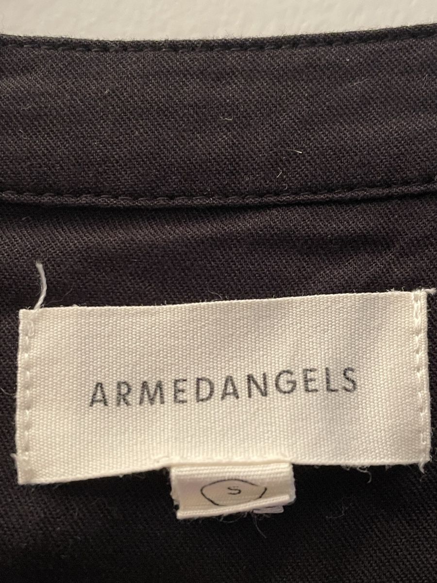 Armedangels Robes: Schwarzes Kleid von Armedangels – D'occasion à Basel par may_8kqf 1