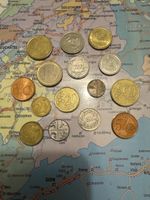 Verschiedene rare Münzen aus unterschiedlichen Ländern