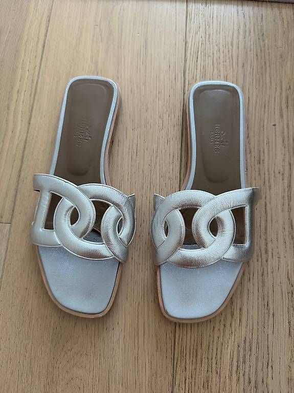 Scarpe da donna: Sandales Hermès argenté  – Usato da Genève venduto da hya_ccc8