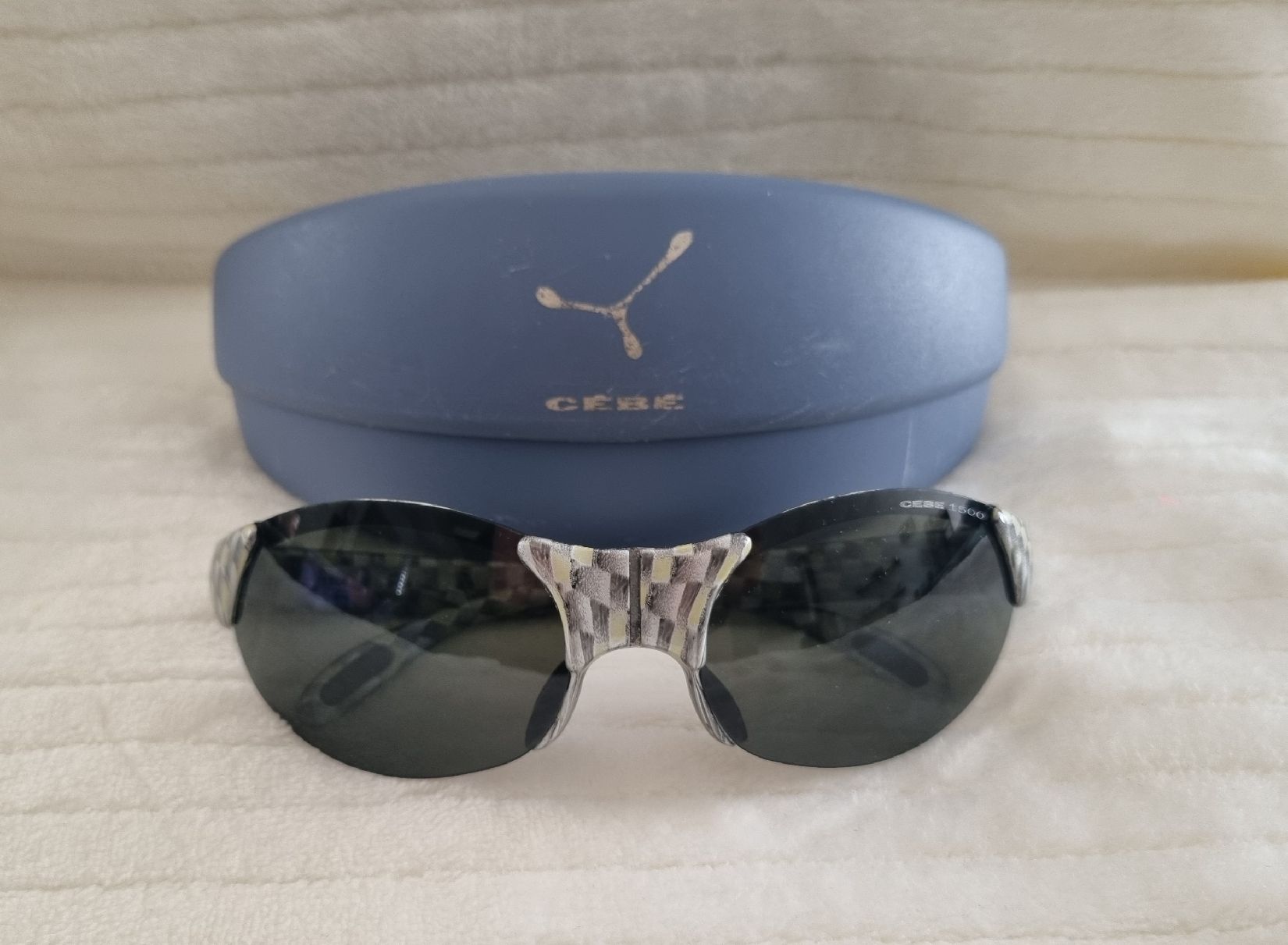 Occhiali & Lenti: Cébé 1500 Sonnenbrille mit Case – Nuovo (secondo la descrizione) da Windisch venduto da Firstspace