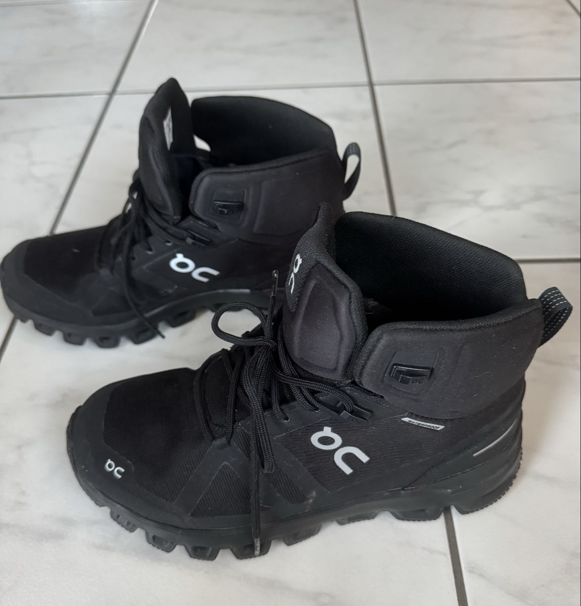 On Scarpe da donna: On Wanderschuhe neu – Nuovo (secondo la descrizione) da Mägenwil venduto da maegenwil_wp 1