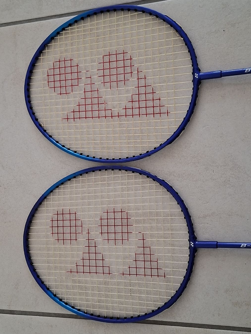 Yonex Racchette: Badmintonschläger YONEX B-460 Set mit Tasche – Usato da Uster venduto da mak_mw2n