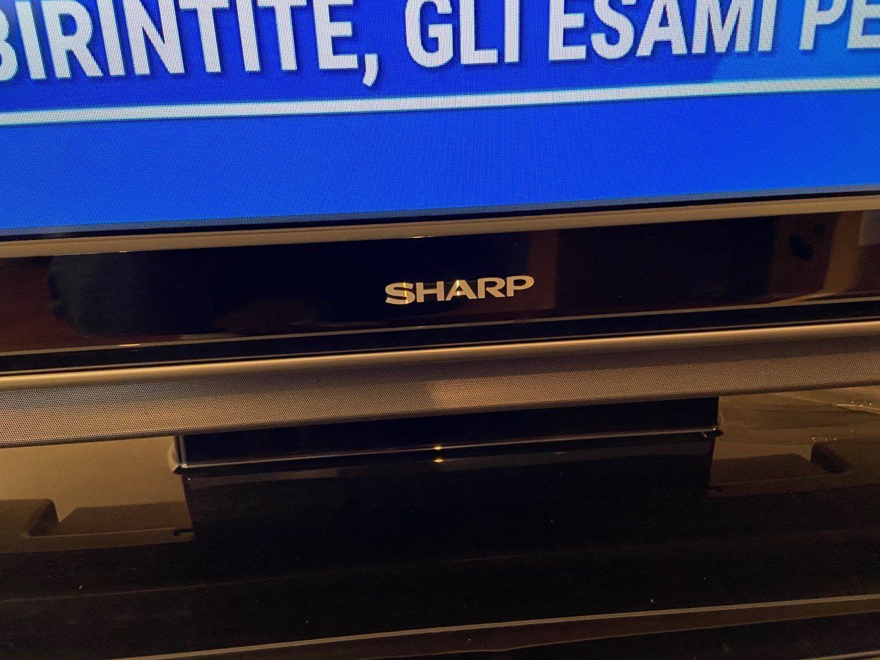 Sharp Televisori: Sharp LCD LC-52HD1E – Usato da Oberengstringen venduto da Limmat8102 1