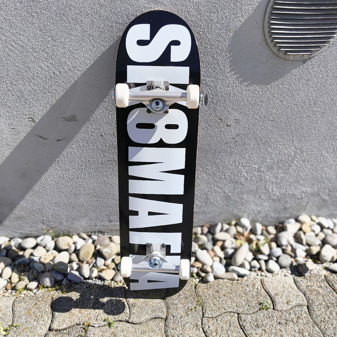 Skateboards: Sk8mafia complete Og logo black 7.87''x31.6'' – Nuovo e nell'imballaggio originale da Uitikon Waldegg venduto da PJLS1