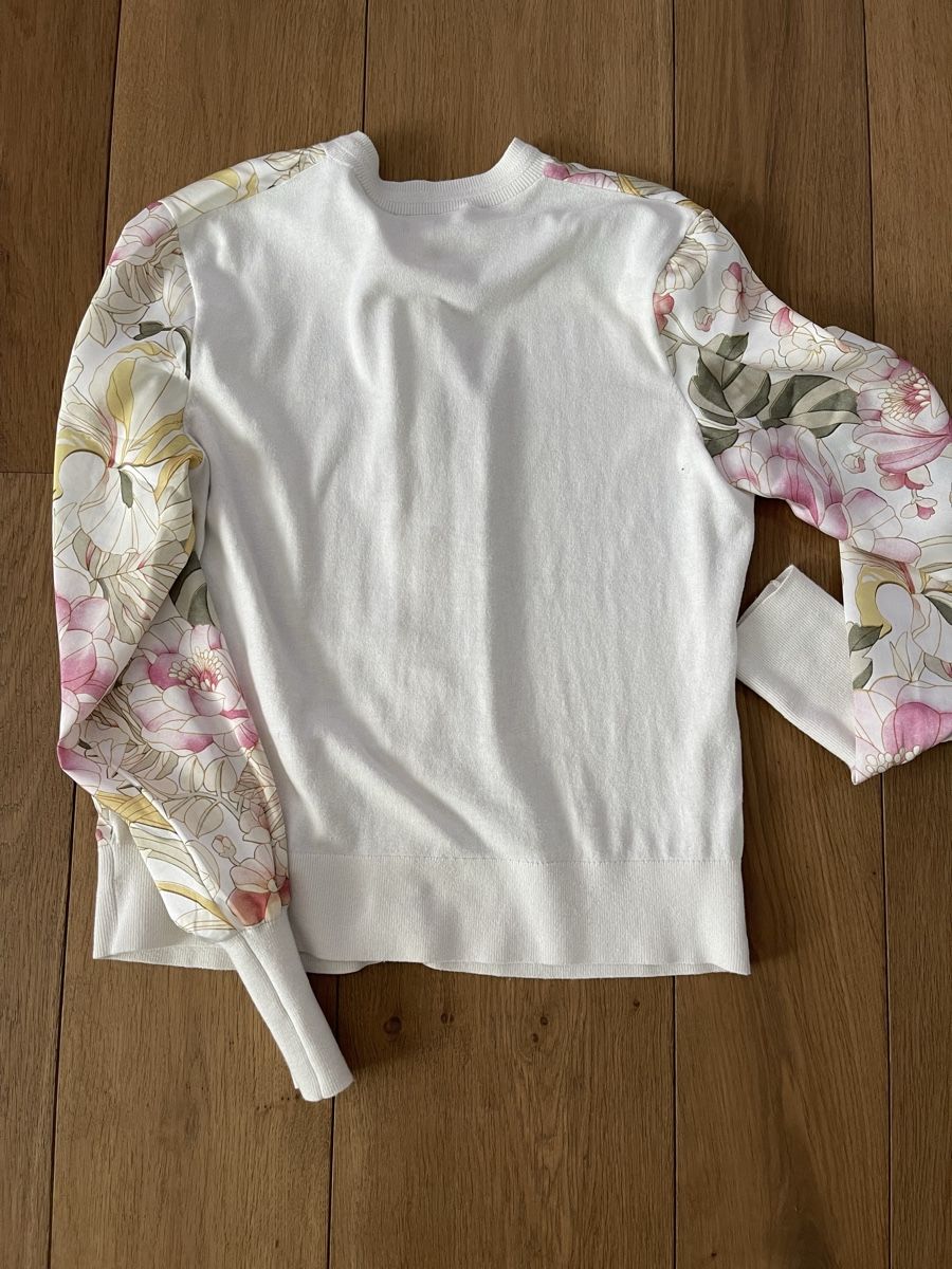 Maglioni & Felpe: Damen Strickjacke Ted Baker Grösse 2 Blumenmuster Weiss – Usato da Dornach venduto da cmuenger 3