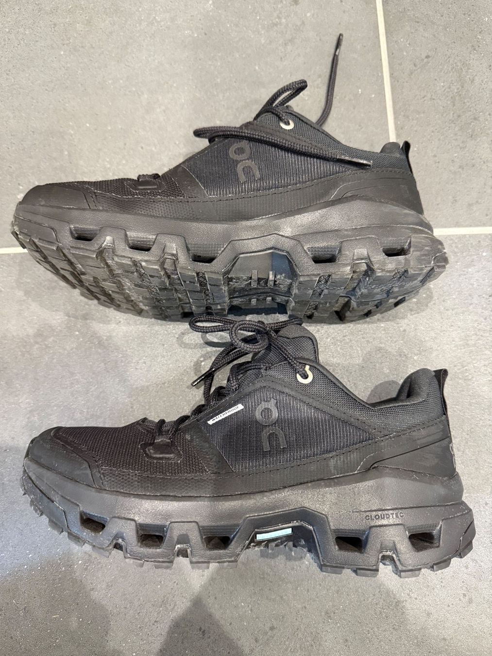 On Scarpe da donna: ON - Cloudrock Waterproof – Usato da Frick venduto da mast.borer 5