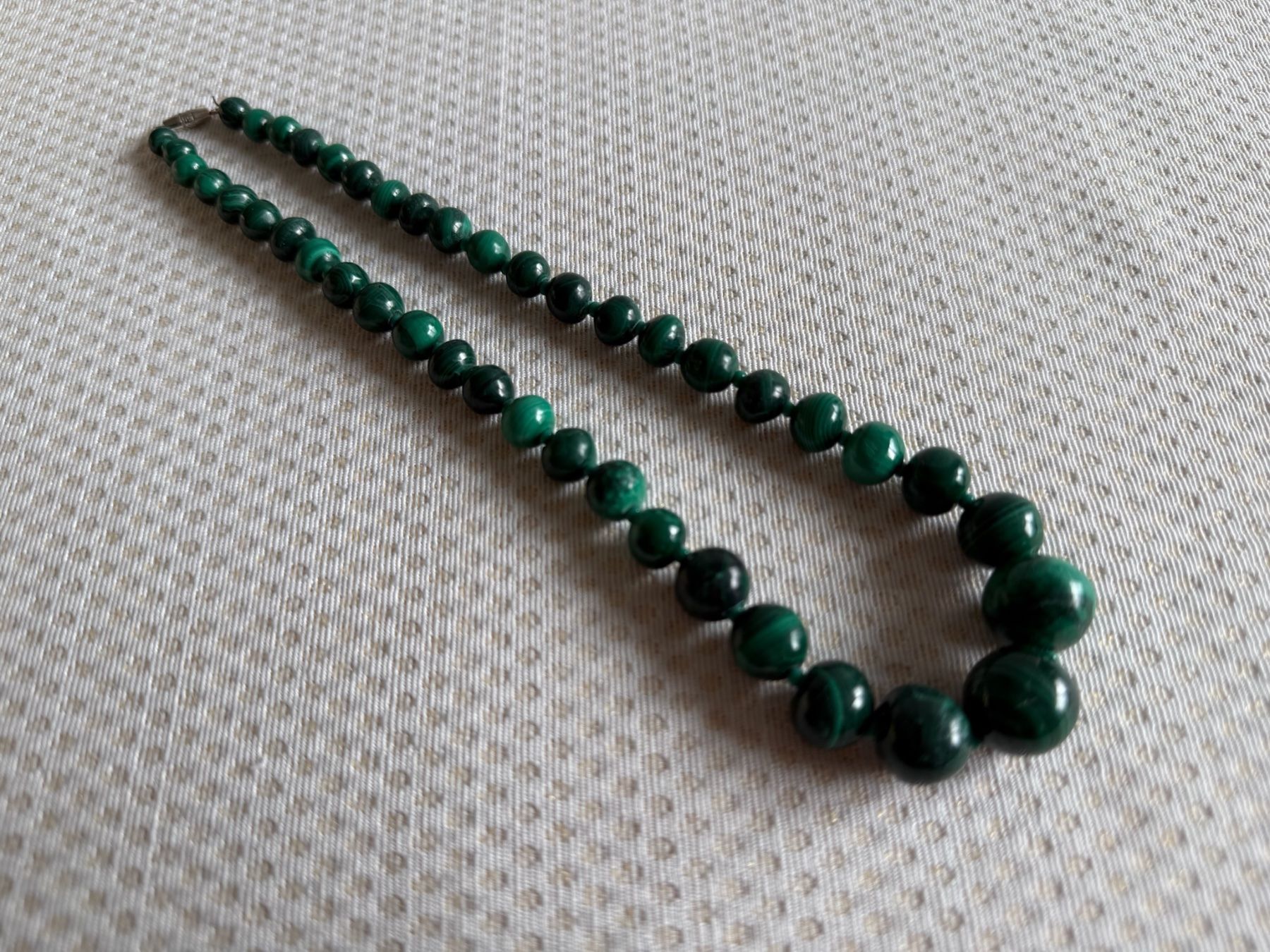 Catenine: Collier de perles en malachite - 44cm – Usato da Sion venduto da accroshoes 1