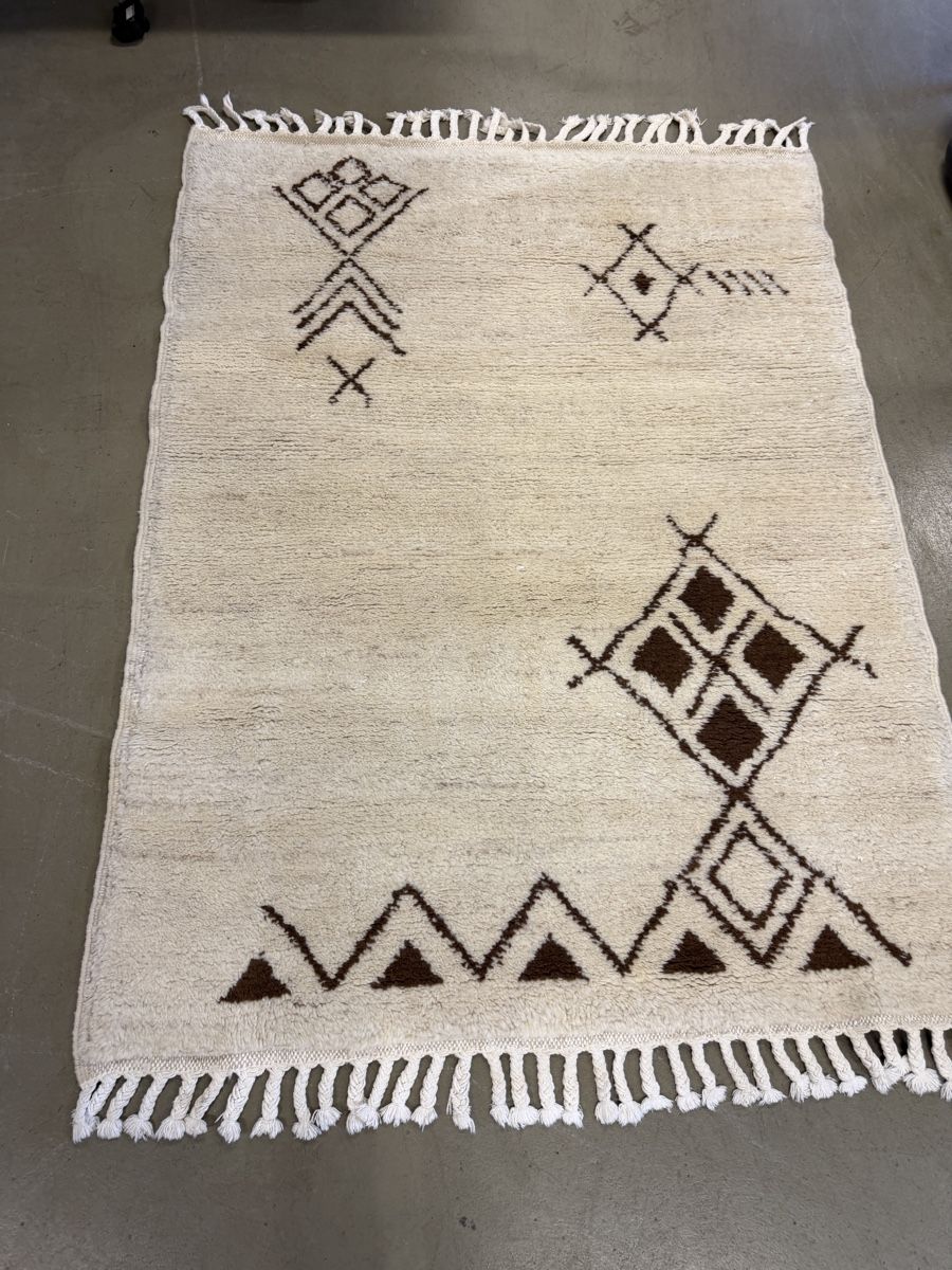 Tappeti: Teppich Beige mit Muster Fransen gut erhalten 203x154cm – Usato da Strengelbach venduto da RaenAntikDesign