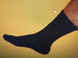 Herrensocken Grösse 42/43 Schwarz für schlanken Herrenfuss