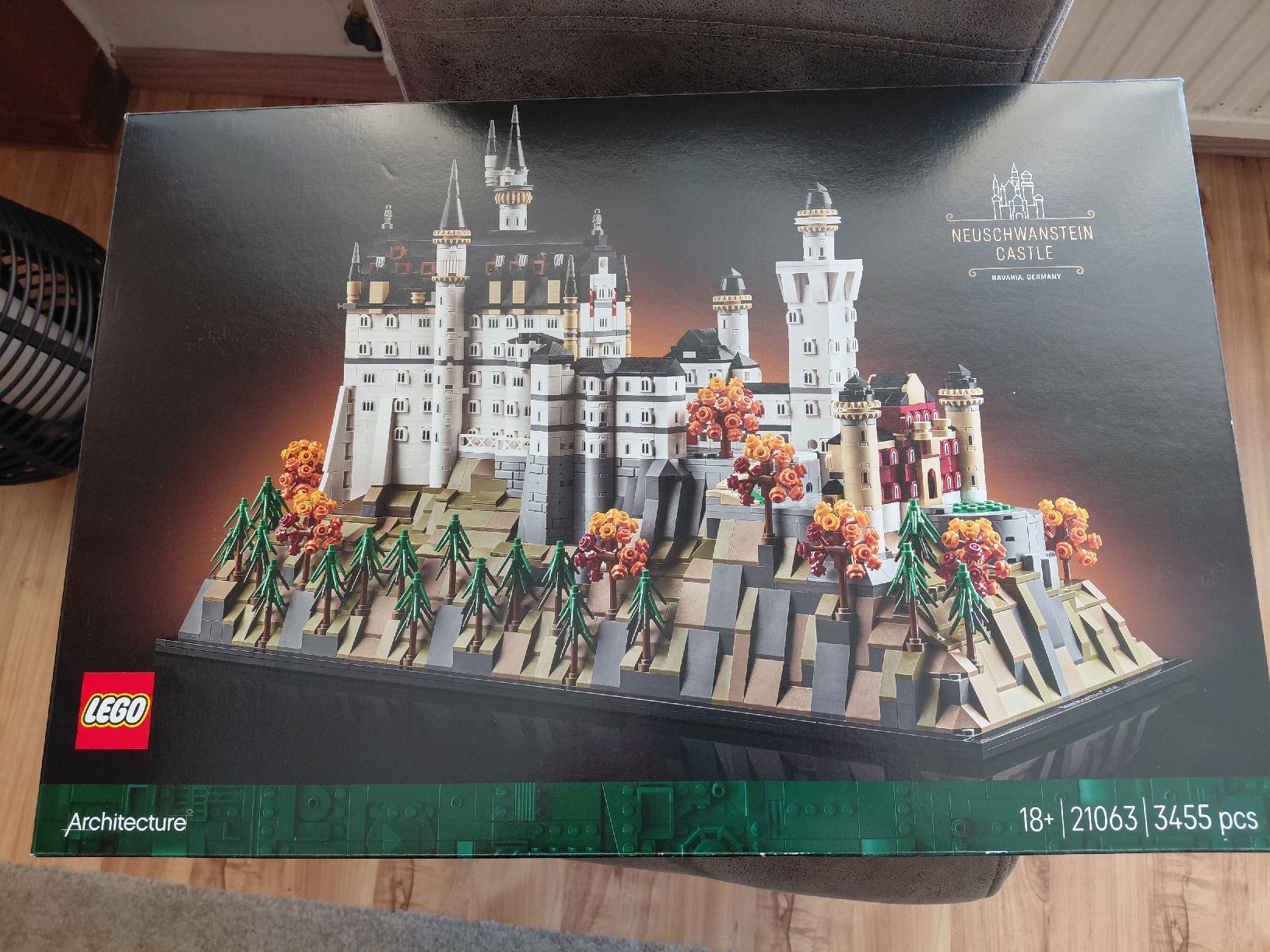 Lego Baukästen: lego Neuschwandstein 21063 – Gebraucht aus Allenwinden von Muggi076