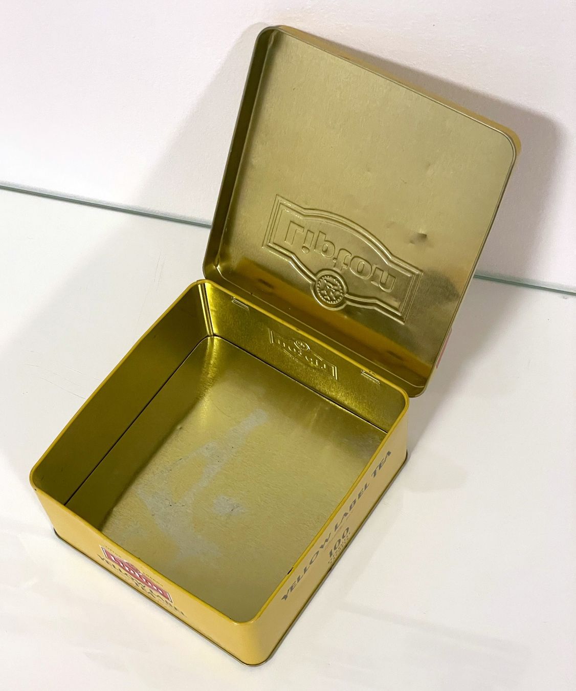 Behälter & Ähnliches: Lipton Teebox, z.B. für Guetzli – Gebraucht aus Uster von Hotzli 1