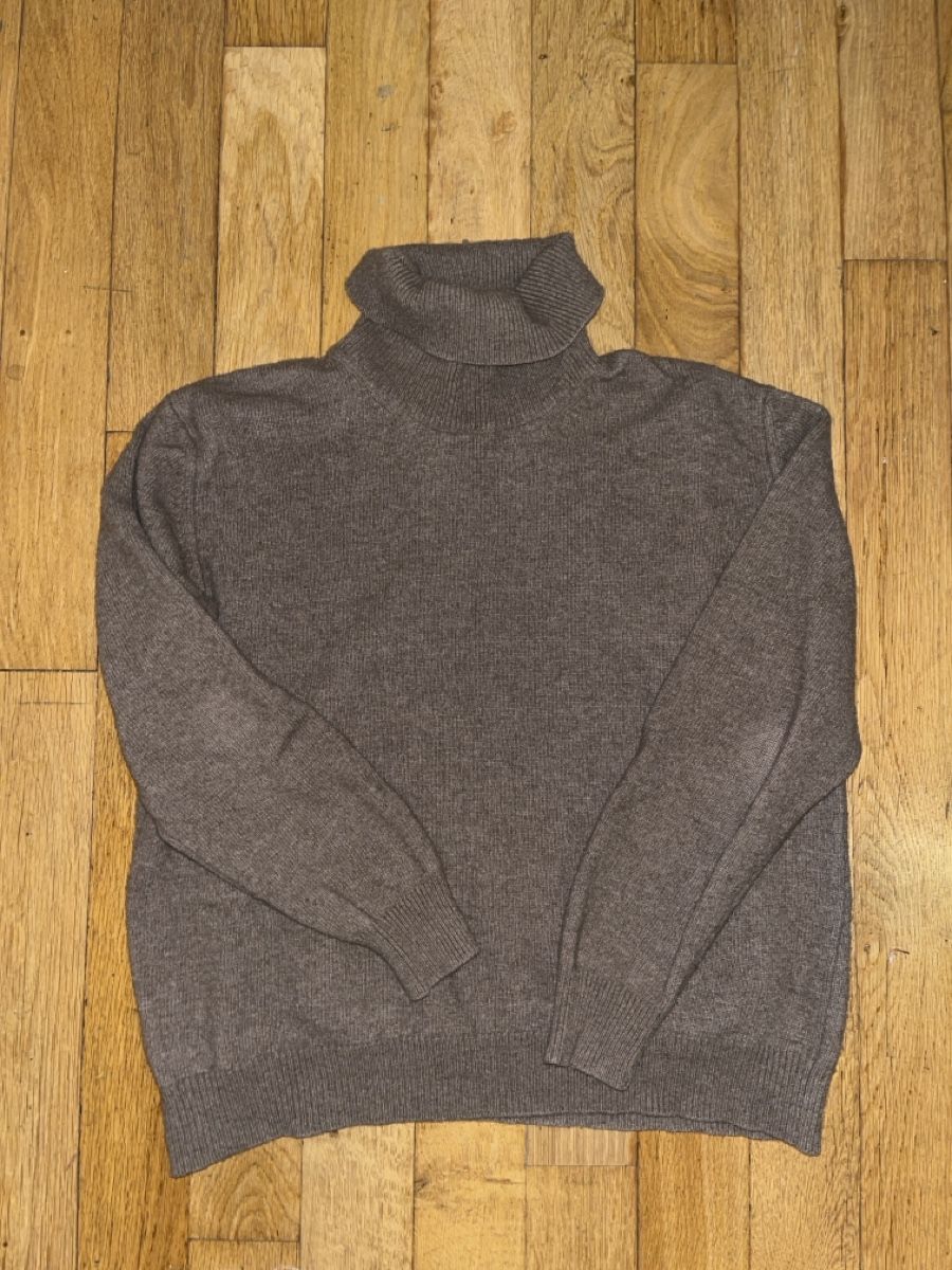 Maglioni & Felpe: Rollkragenpullover  – Usato da Basel venduto da Buechermensch