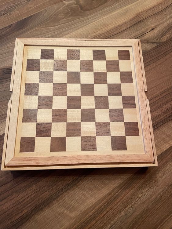 Schach- und Backgammon Spielebox aus Holz, 25,5x25,5x2,2cm – Maritime Schachset