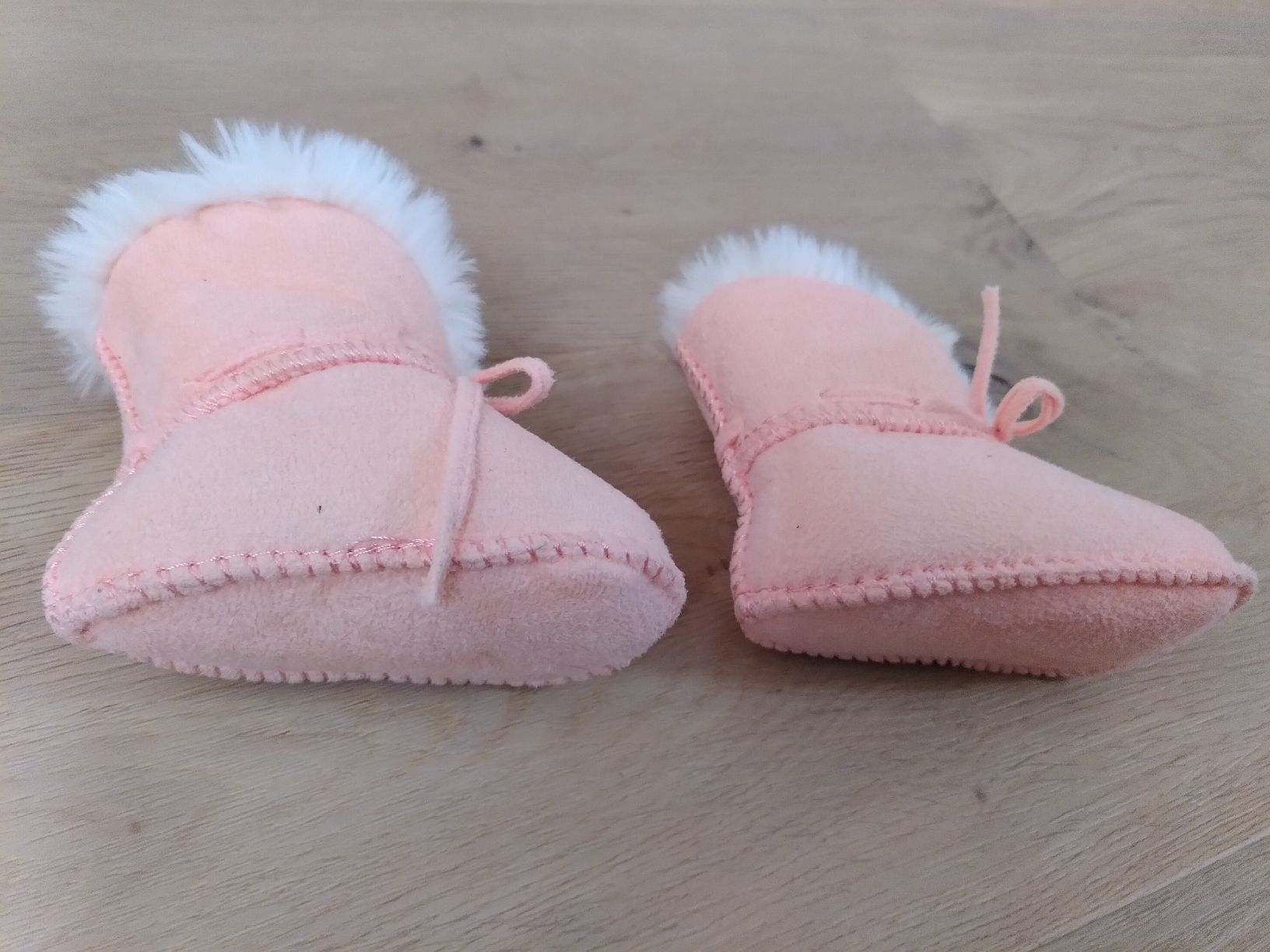 Scarpe per ragazzi: Babyschuhe Mädchen - Winter - neuwertig! – Nuovo (secondo la descrizione) da Penthaz venduto da ann_l7zt 2