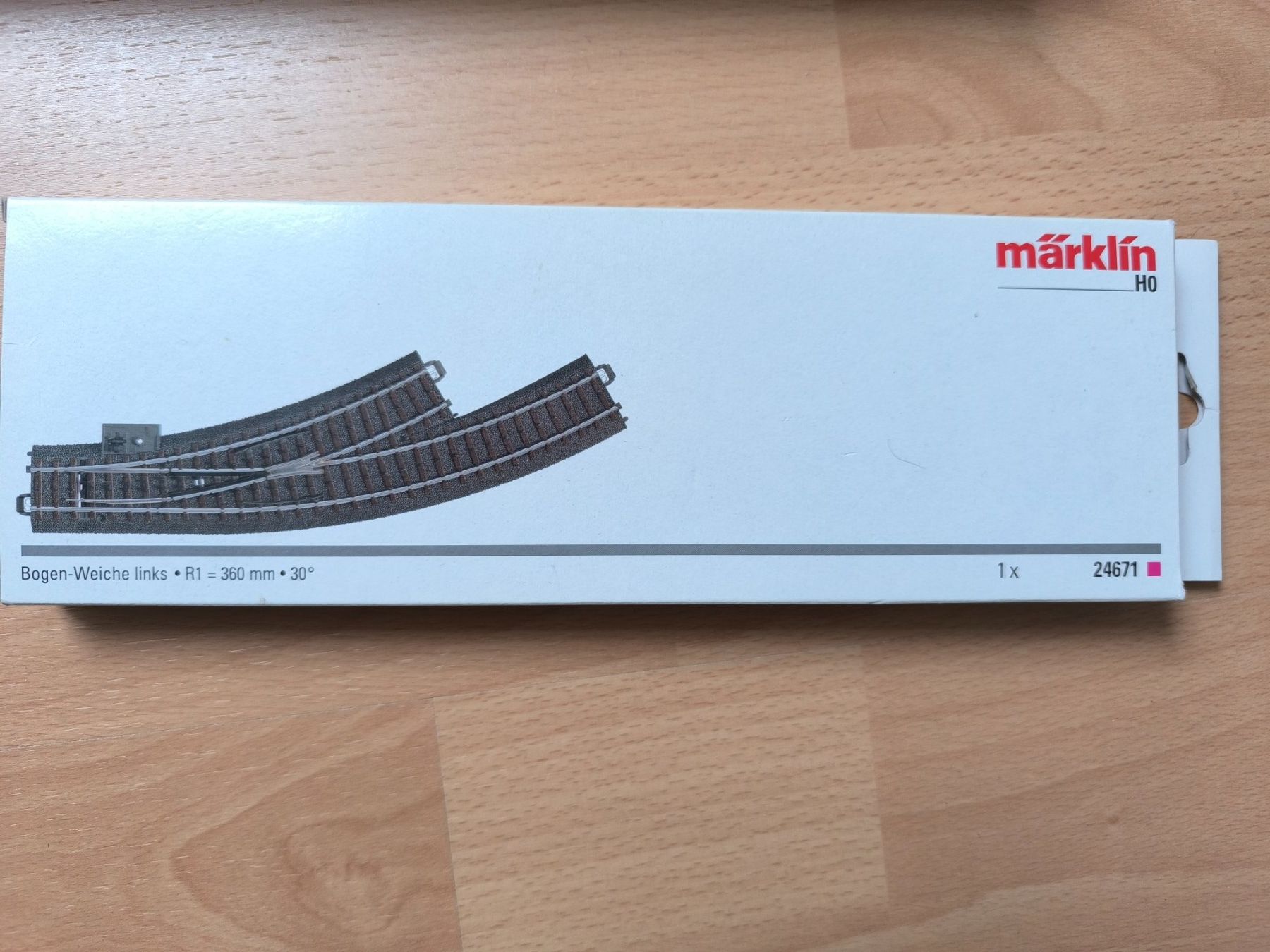 Märklin Modellini di ferrovie: Märklin Bogenweiche links 24671 – Usato da Laupen ZH venduto da midila1