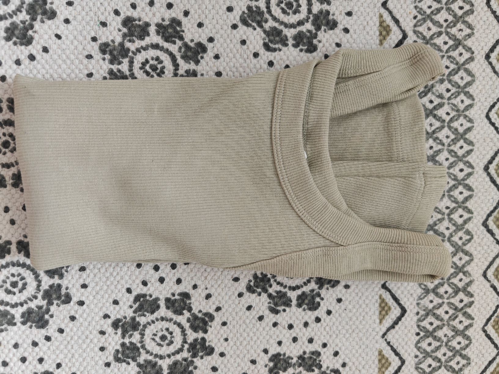 H&M Tops: Träger Shirt Gr. XS – Neu (gemäss Beschreibung) aus Windlach von ramona_l 1