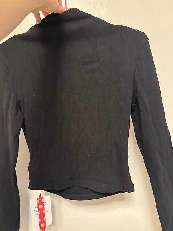 T-shirt: Thermo Shirt mit Hals von Cider – Usato da Schlieren venduto da may_h2yx 1