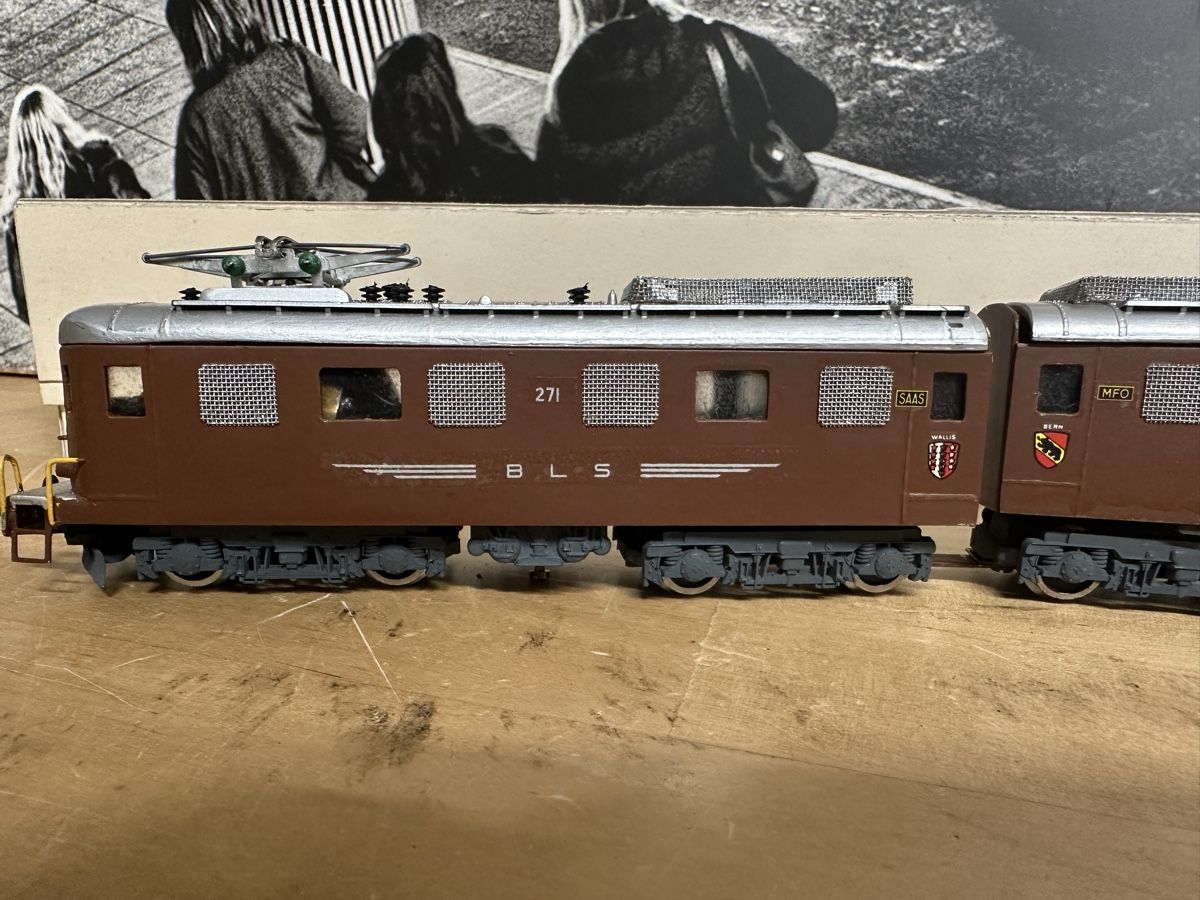 Modelleisenbahnen: Modelleisenbahn LoK BLS 271 – Defekt aus Ebikon von Gaenggeliwaar 1