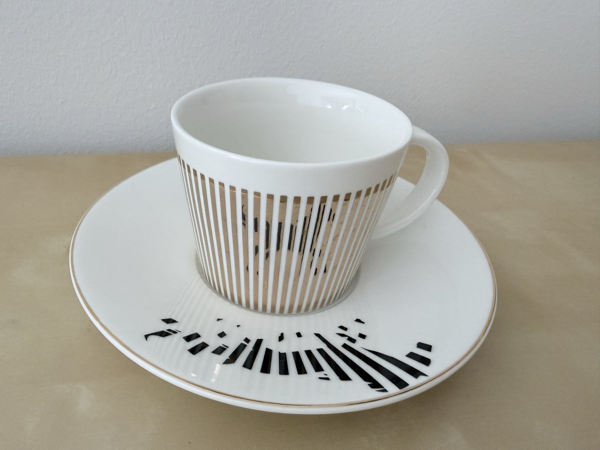 Tassen: Amorphic mirror cup set - Running horse – Neu (gemäss Beschreibung) aus Baden von JellyMonster 1