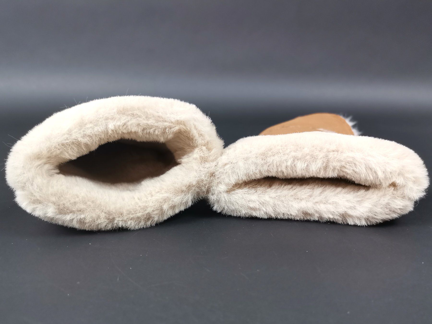 Guanti & manicotti: Winterhandschuhe – Usato da Schaffhausen venduto da Restwert_SH 4