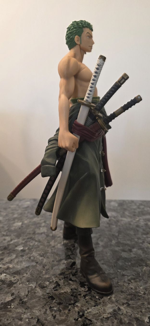 Statuette: One Piece Lorenor Zorro Anime Figur – Nuovo (secondo la descrizione) da Flawil venduto da Heartbreaker 3