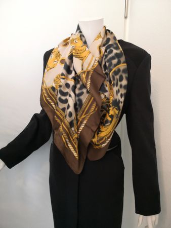 🤩GROSSER FOULARD-SCHAL LEO-PRINT