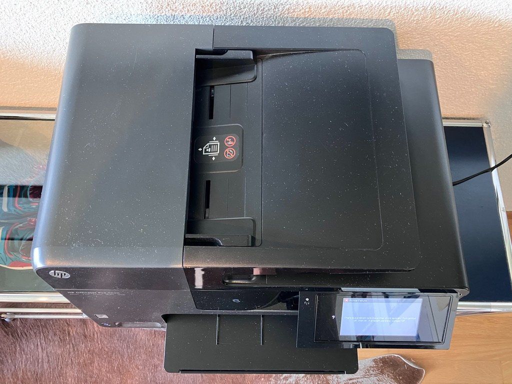 Hewlett Packard Drucker: Drucker HP Officejet Pro 8620 defekt – Defekt aus Fislisbach von Promo 1