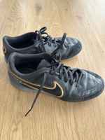Nike Tiempo Fussballschuhe (Hallenschuhe) schwarz Gr. 40 