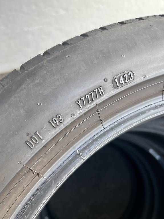 Pneumatici & Ruote complete: 225/50/18 Pirelli Sommerreifen  – Usato da Frasnacht venduto da nobloff 5