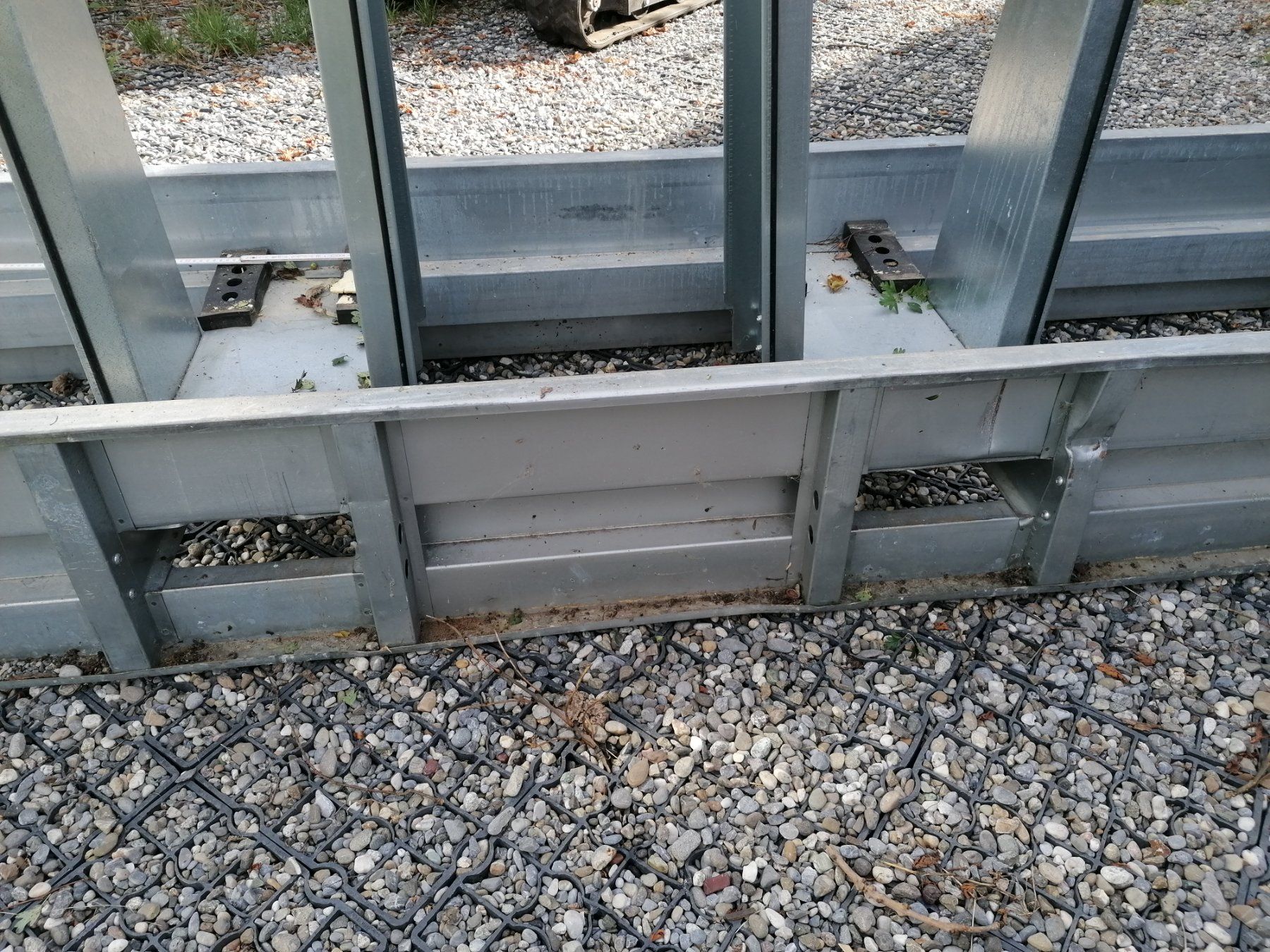Altro in Decorazioni & Accessori: Glasbock Fensterbock gross, Fenstergestell – Usato da Staffelbach venduto da Nik023 8