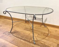 Eleganter Couchtisch aus Schmiedeeisen mit Glasplatte