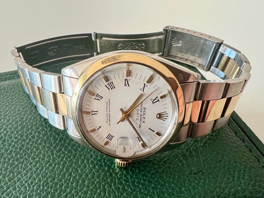 Rolex Orologi: ROLEX Oyster Perpetual Date, 1500, Automatic, Steel-Gold – Usato da Le Mont-sur-Lausanne venduto da LycaGallery