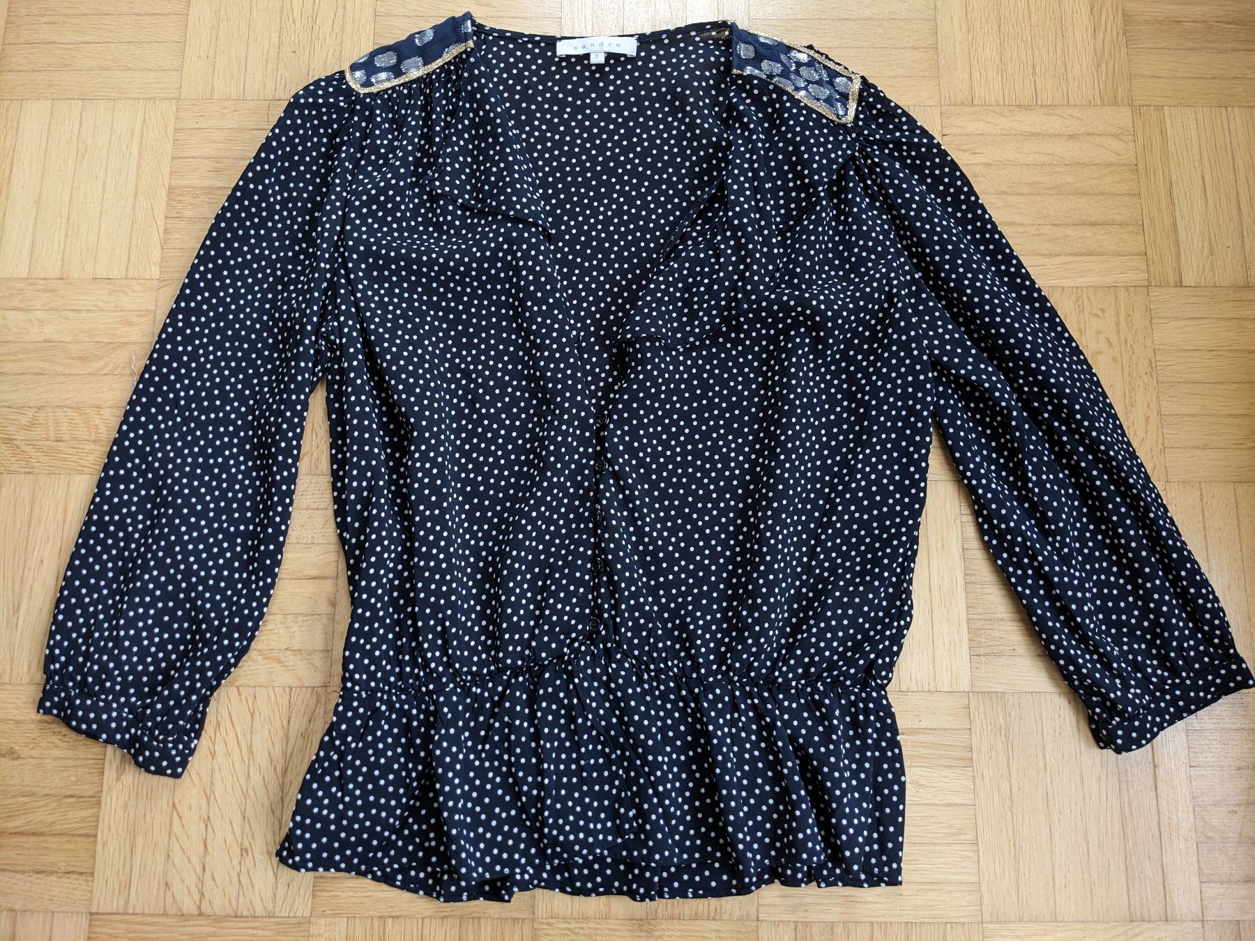 Sandro Camicette: Sandro Paris Bluse gr. 2 / S mit Applikation aus Seide – Usato da Lengnau AG venduto da Nathi88 5