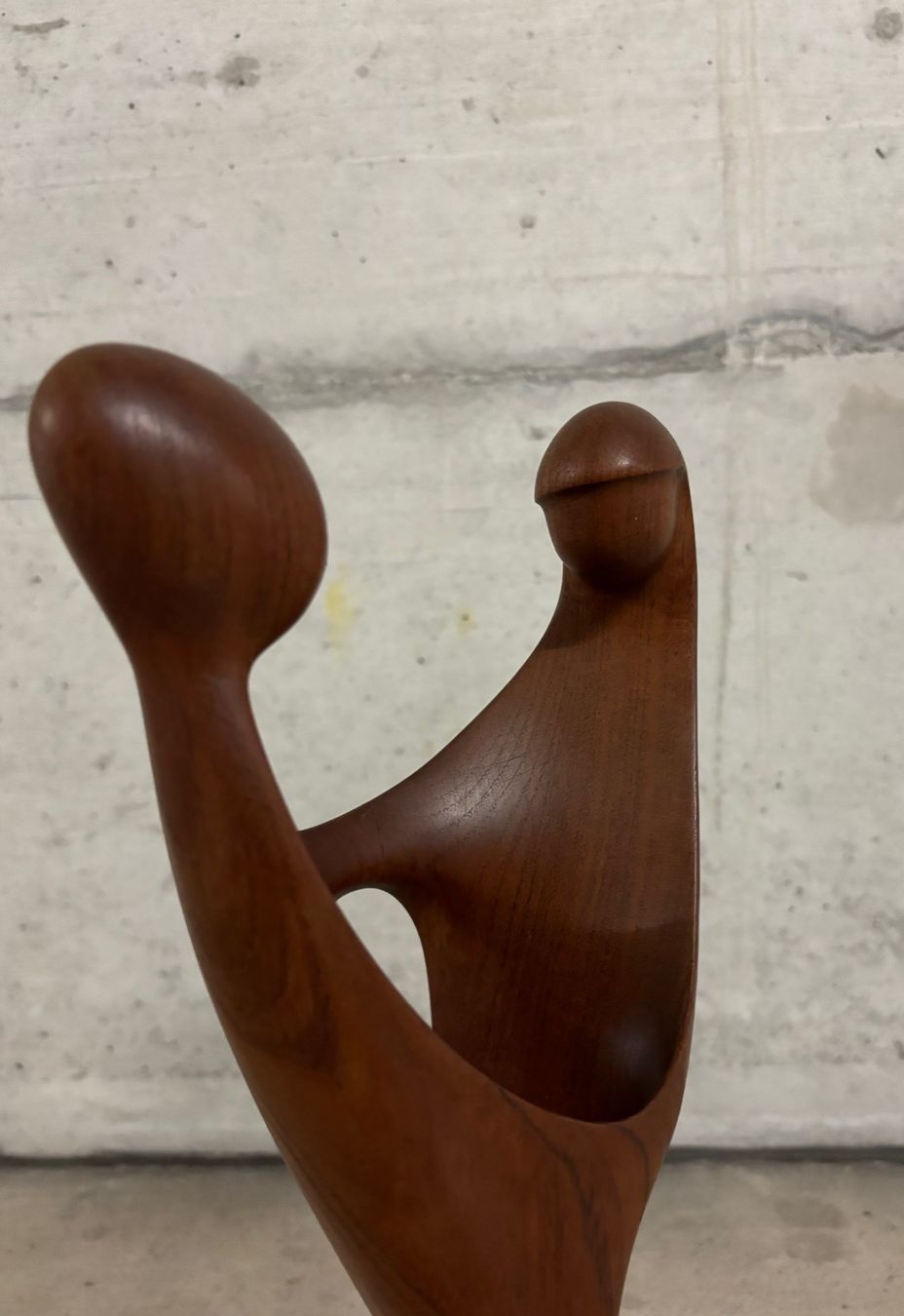 Sedie: danish design . lovers embraced dancing . von simon randers – Usato da Basel venduto da Rmo4000