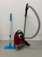 Kinder Staubsauger und Wischmop