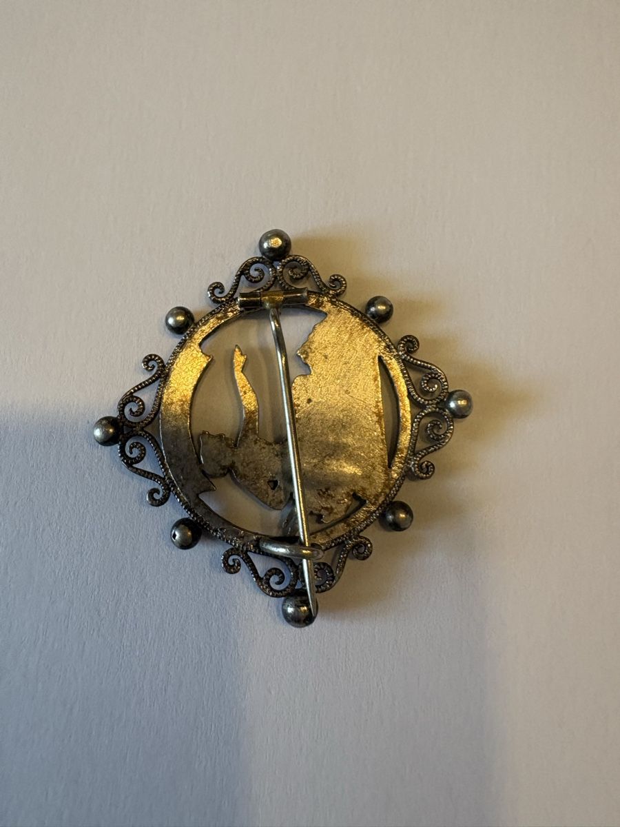 Broches & Aiguilles: Uralte Helvetia Brosche  – D'occasion à Murten par Tzaugg 4
