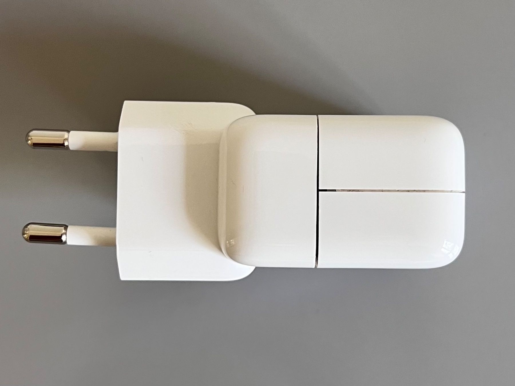 Apple Caricabatterie: Apple USB Power Adapter – Usato da Zürich venduto da Mel_Meli 2