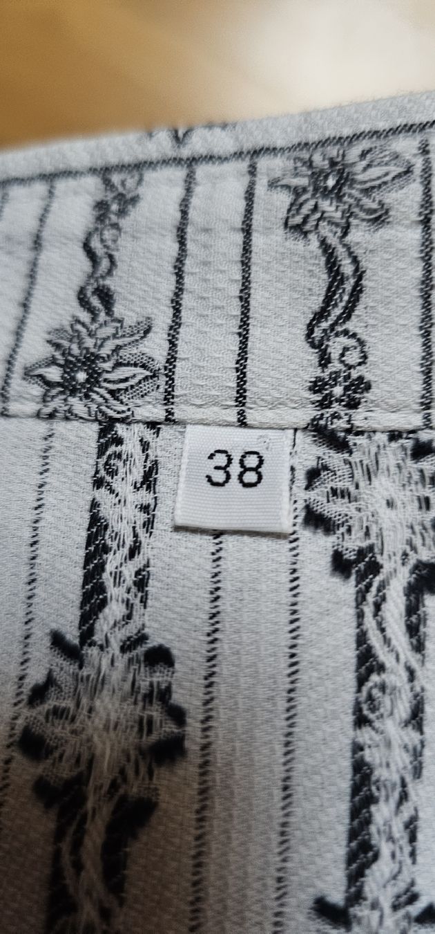 Camicette: Jenni Bluse Gr. 38  Sommerbluse / Edelweissbluse/Jodelfest – Usato da Ferden venduto da jemyce 2