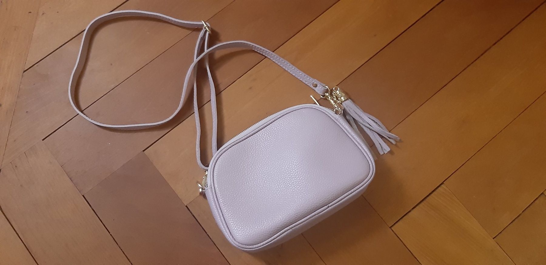 Sacs femmes: LEDER Tasche – Neuf avec emballage d'origine à Zürich par Venecia25 7