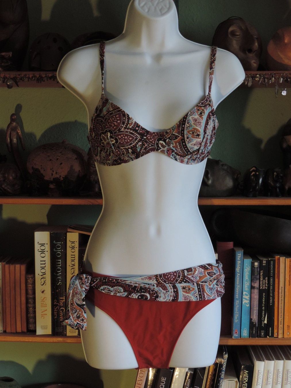 Costumi da bagno & Bikini: maillots de bain fleurs ethniques rouge – Usato da Genève venduto da Axelle333 1
