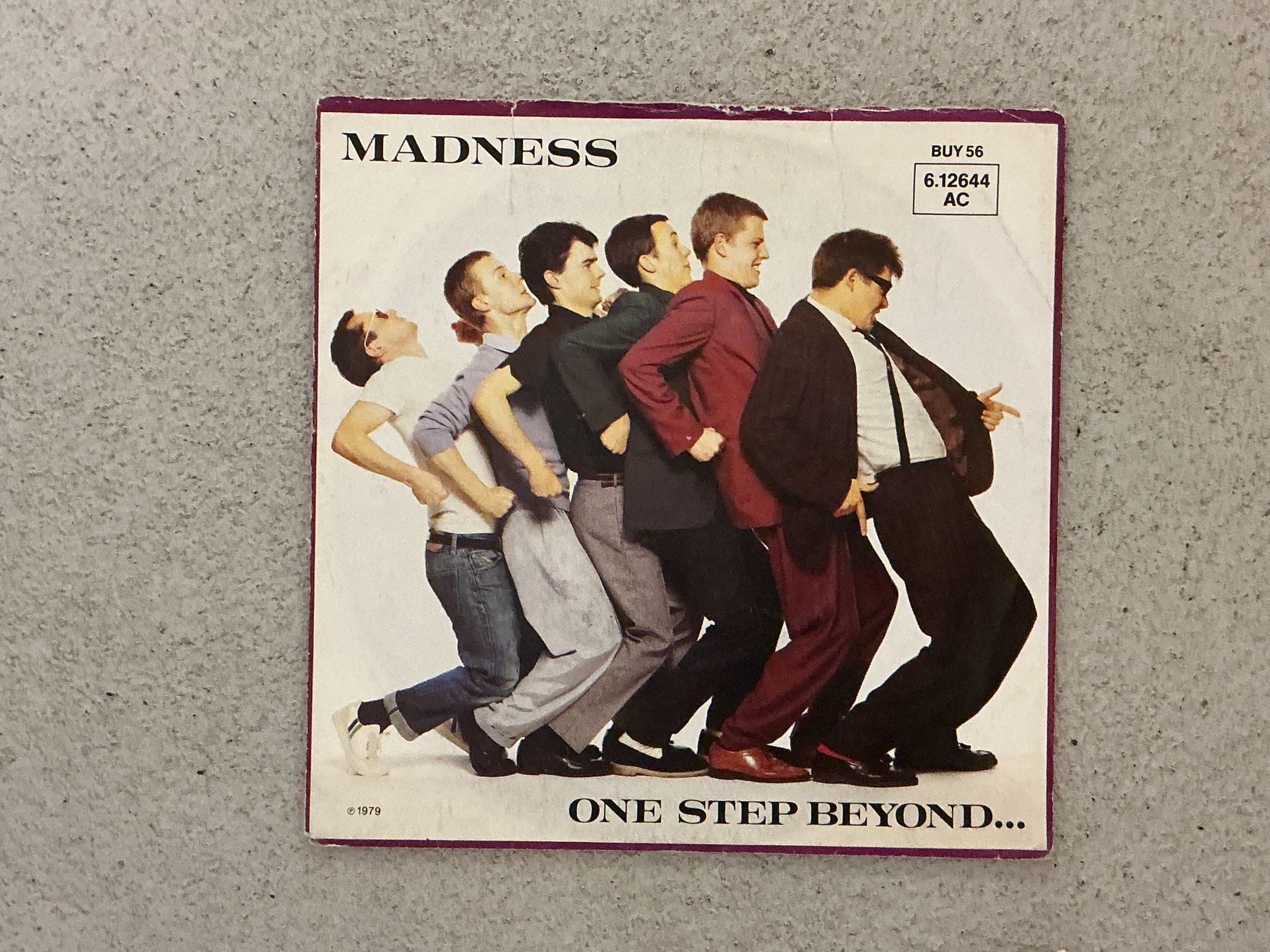 Vinyles: Madness Single - One Step Beyond... – D'occasion à Winterthur par Tumko_7_Vinyl