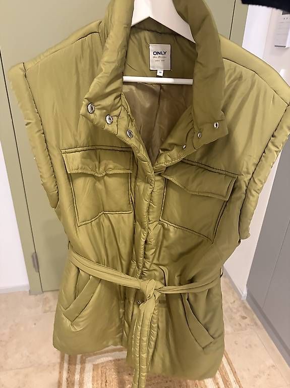 Gilets: Weste – D'occasion à Zürich par AJO91 1